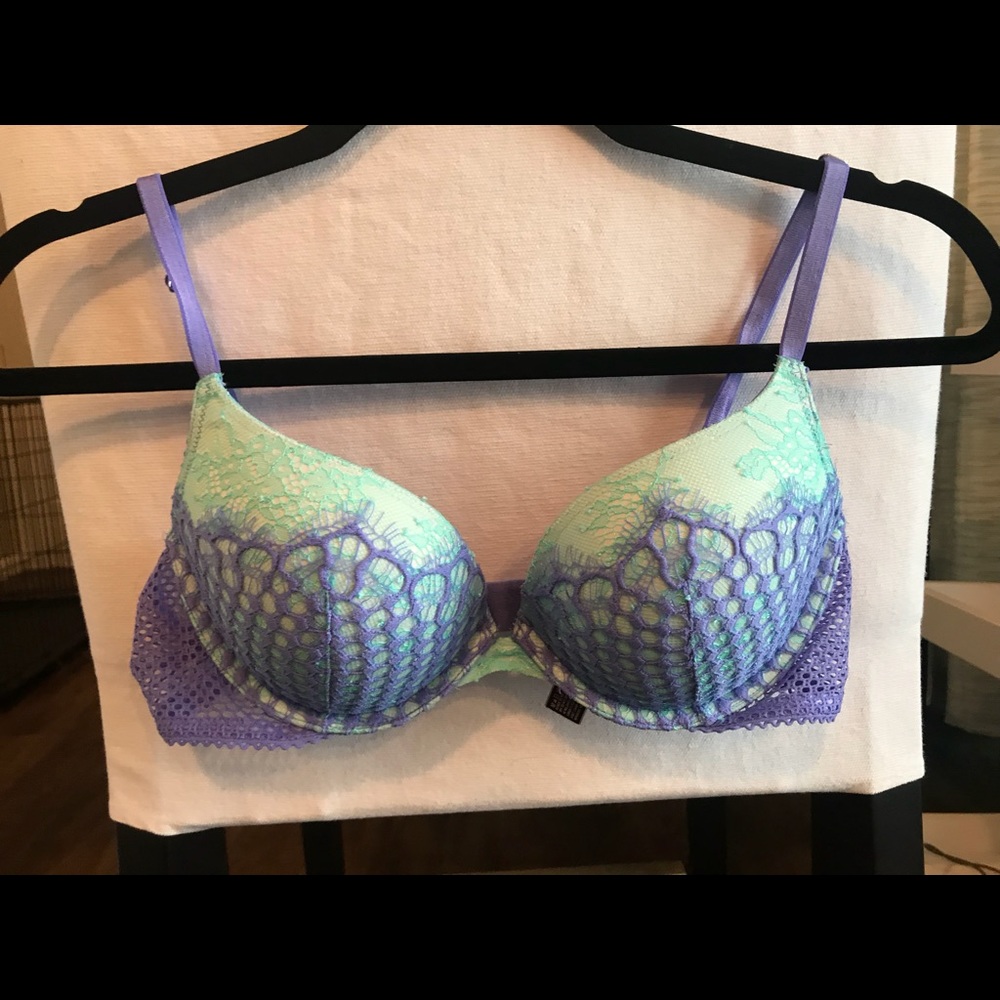 Very Sexy Victoria’s Secret Push Up Bra